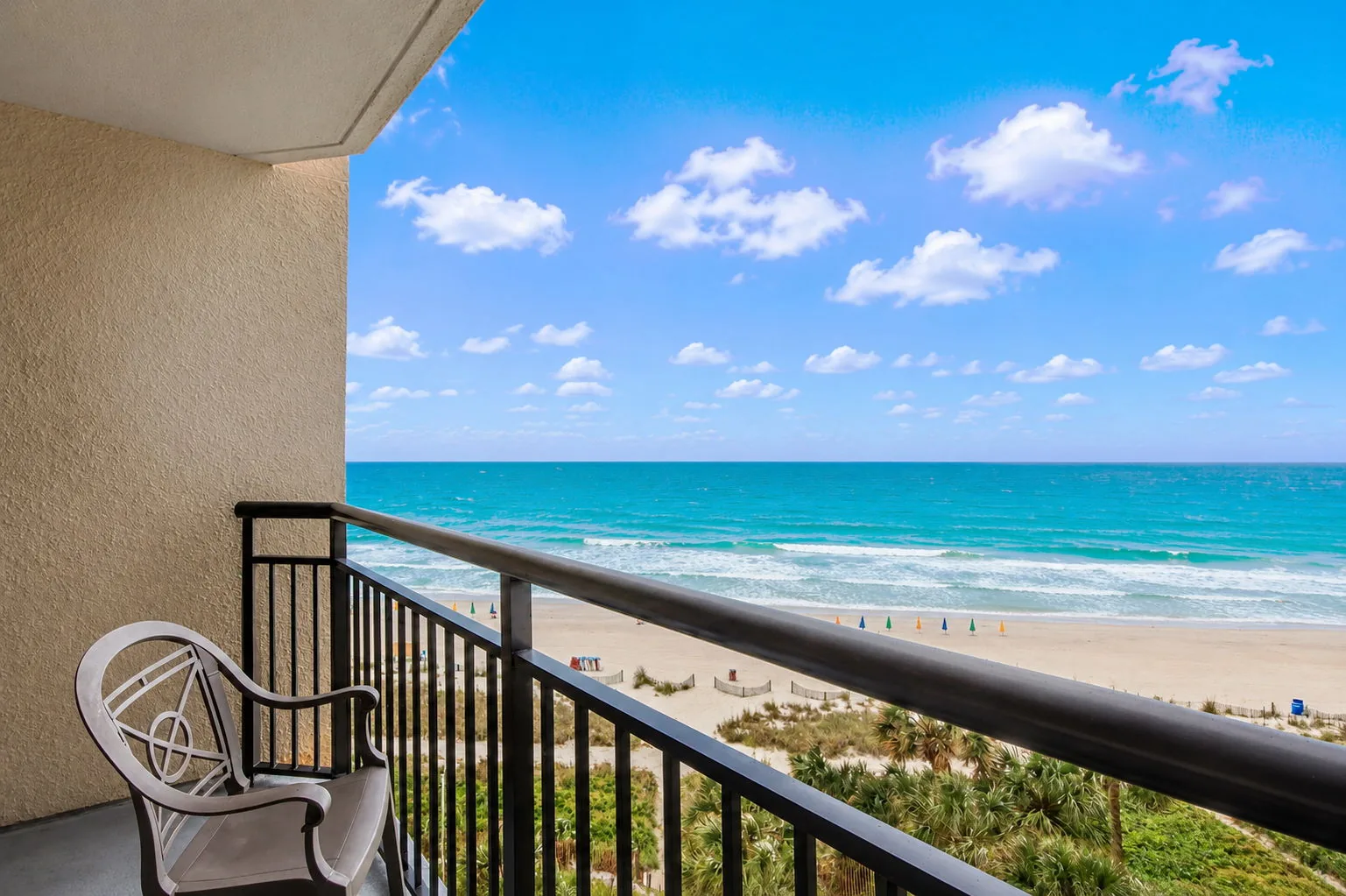 Oceanfront Efficiency Queen Oceanfront Efficiency Queen