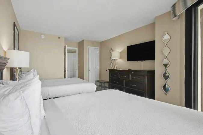 Oceanfront 1 Bedroom Suite w/Sleeper Sofa