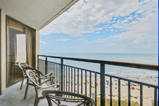Oceanfront 1 Bedroom Suite w/Sleeper Sofa