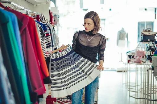 Holding Skirt
