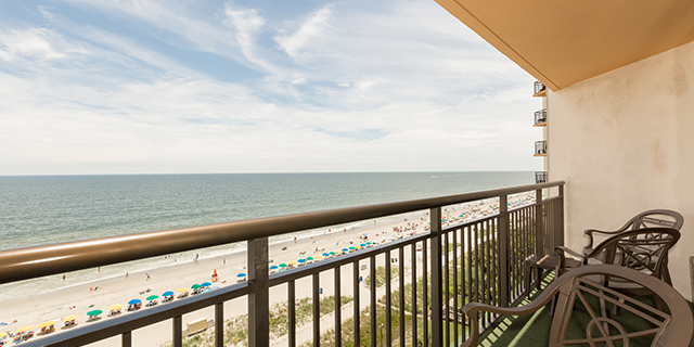 Oceanfront 1-Bedroom King Suite