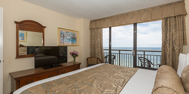 Oceanfront 1-Bedroom King Suite