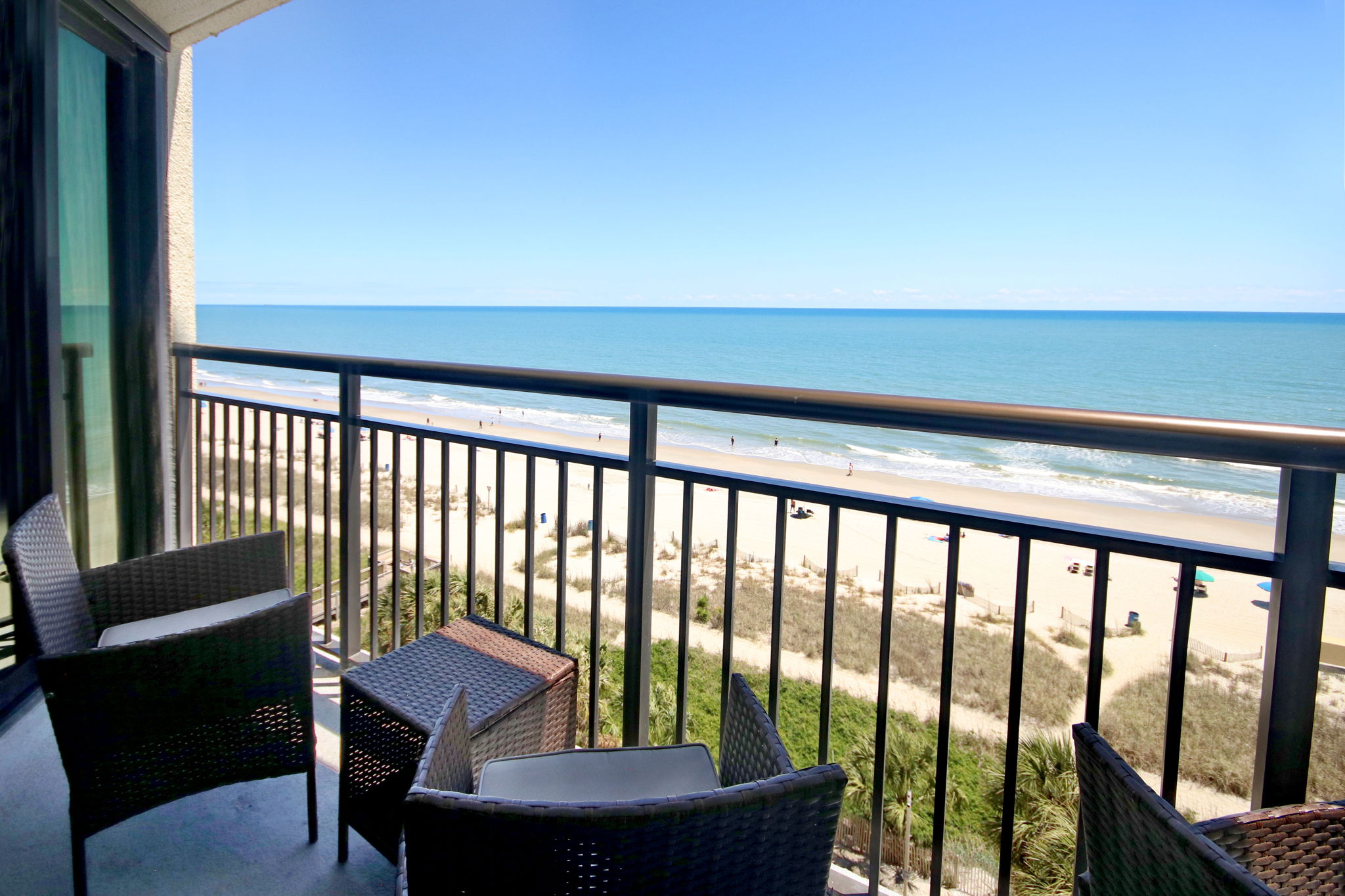 Oceanfront 1 Bedroom Suite w/King