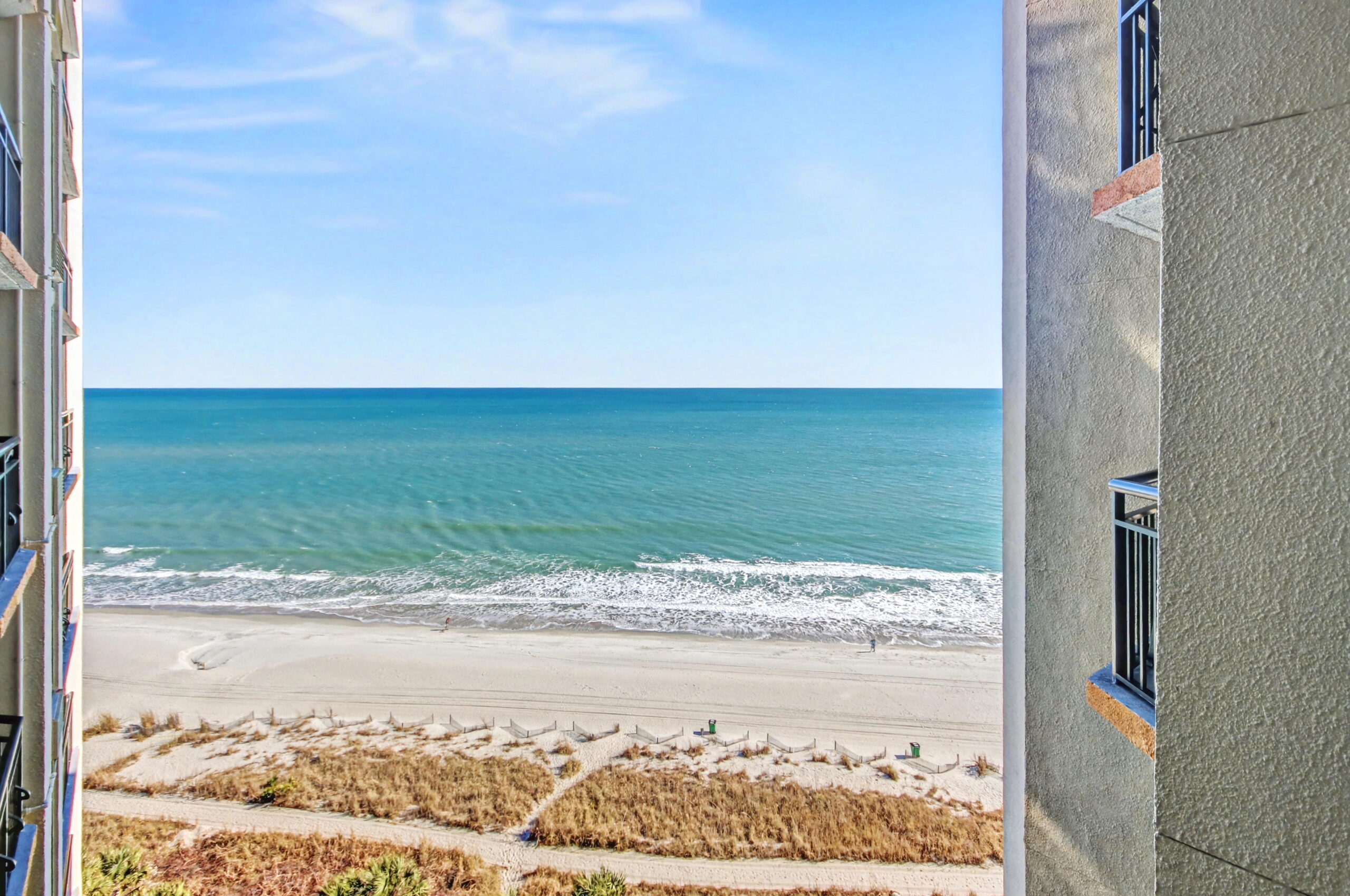 Oceanfront King Efficiency with Sleeper