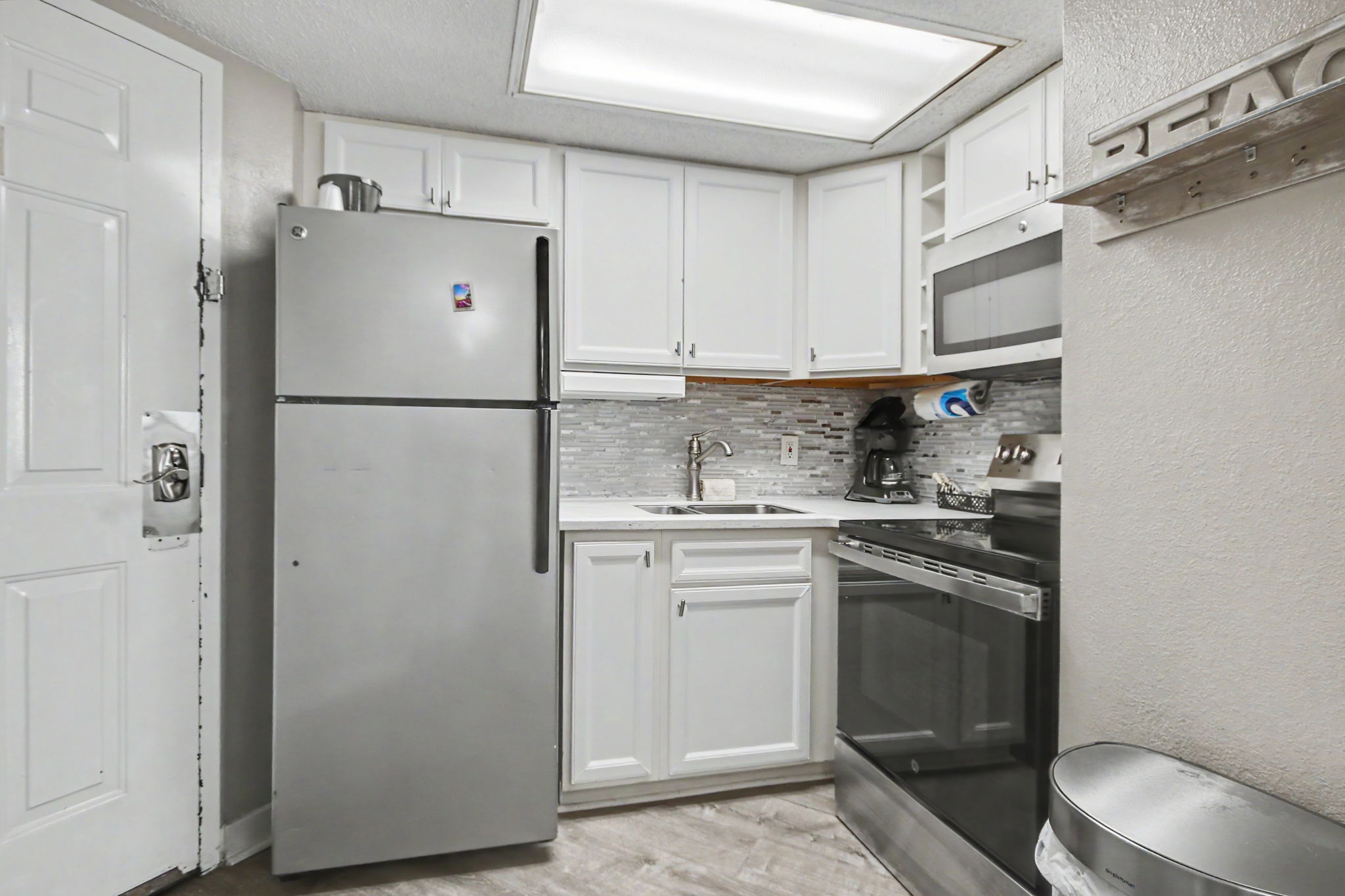Oceanfront 1 Bedroom Suite w/Murphy Bed
