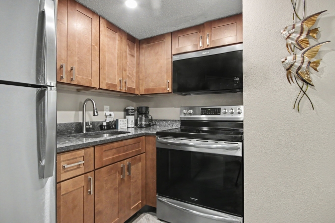 Oceanfront 1 Bedroom Suite w/Sleeper Sofa
