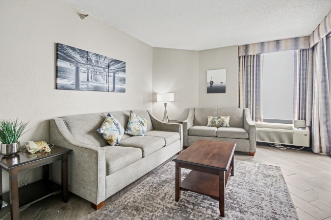 Oceanfront 1 Bedroom Suite w/Sleeper Sofa