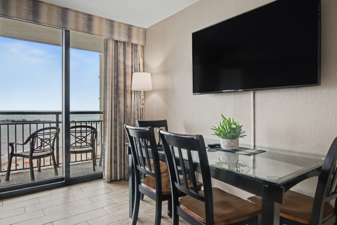 Oceanfront 1 Bedroom Suite w/Sleeper Sofa