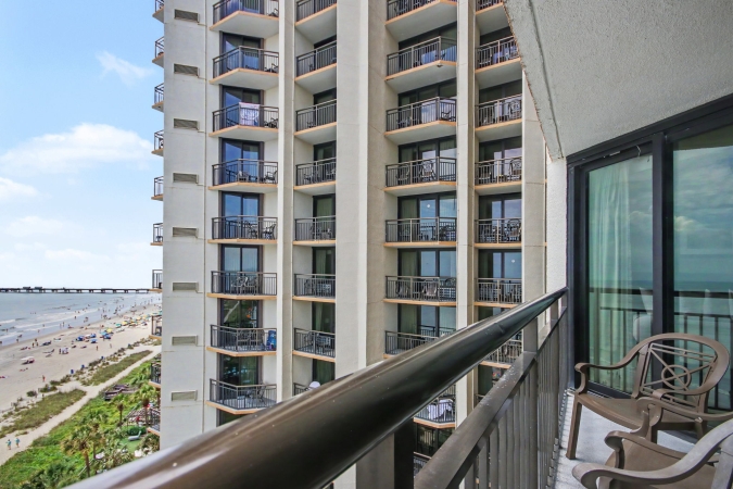 Oceanfront 1 Bedroom Suite w/Sleeper Sofa