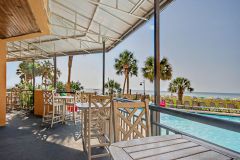 Oceanfront Pool Bar Terrace